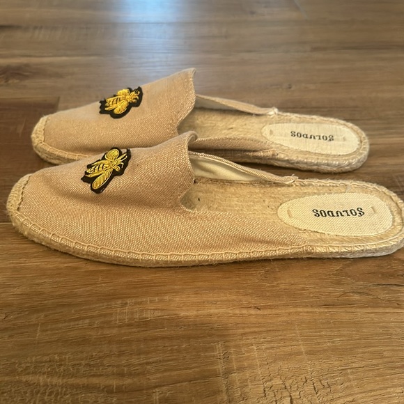 ASOS Soludos Beige Espadrille Mules With Bee Embroidery SIZE 10 - Picture 11 of 12